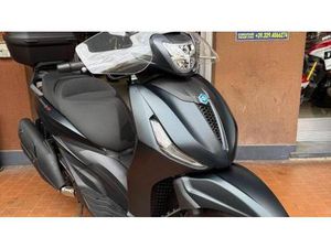 VENDO PIAGGIO BEVERLY 400 S ABS-ASR (2021 - 24) USATA A RAPALLO (CODICE 9794216) - MOTO.IT