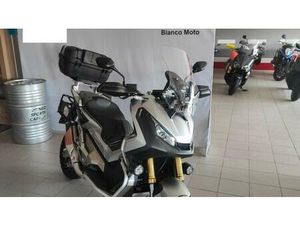 VENDO HONDA X-ADV 750 TRAVEL EDITION (2017) USATA A CUNEO (CODICE 9794404) - MOTO.IT