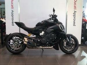 DUCATI DIAVEL V4