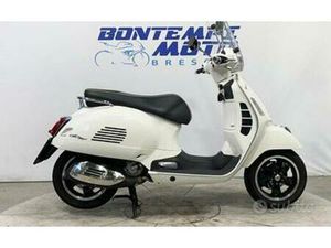 VESPA GTS 300 SUPER