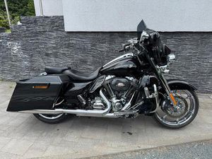 HARLEY DAVIDSON 5HD.. STREET GLIDE CVO SCREAMING EAGLE