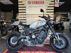 YAMAHA XSR 900