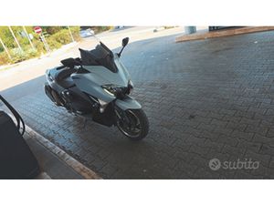 TMAX 530 DX FULL OPTIONAL