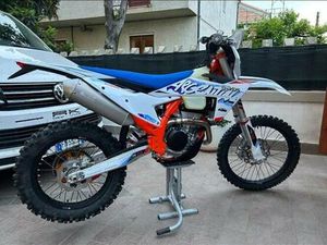VENDO KTM 250 EXC-F SIX DAYS (2024) USATA A MONTESILVANO (CODICE 9795487) - MOTO.IT