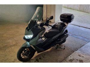 BMW C400GT- L&APOS;ECCELLENZA URBANA E PER IL TURISMO