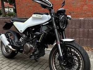 HUSQVARNA VITPILEN / ABS / WIE KTM DUKE 390