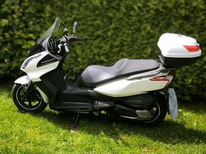 VERKAUFE KYMCO DOWNTOWN 300I ABS TOP ZUSTAND.