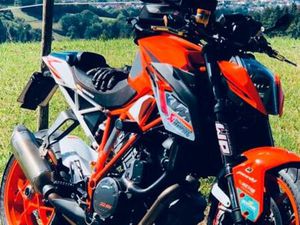 KTM SUPERDUKE 1290R 1.0