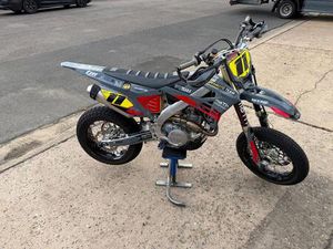 TM SMK 450 BJ 23 SUPERMOTO - ÖHLINS