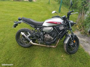 YAMAHA XSR700 A2 – 2019 – 7 964 KM – LIGNE MIVV HOMOLOGUÉE+ ORIGINE – ENTRETIEN OK