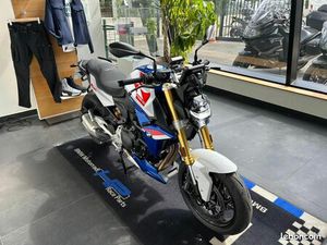 BMW F F 900 R