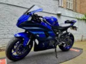 YAMAHA YZF R7