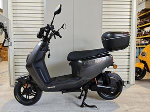 EBOOST E-ROLLER 45KM/H ELEKTROROLLER 2X AKKU + TOPCASE 2 PERSONEN