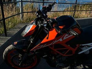 KTM 390 DUKE