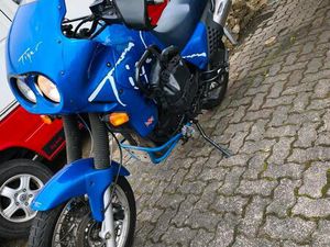 TRIUMPH TIGER T400 REISEENDURO WENIG KM