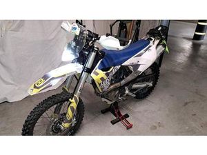 VENDO HUSQVARNA 701 ENDURO (2022) USATA A BRA (CODICE 9796726) - MOTO.IT