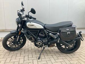 DUCATI SCRAMBLER 800 ICON DARK