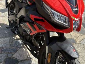 APRILIA TUONO NAKED ROSSO