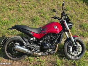 BENELLI LEONCINO 500 – 2021 – 10 202 KM – EXCELLENT ÉTAT – RÉVISION ET BATTERIE NEUVES (08/25) – IDÉALE PERMIS A2