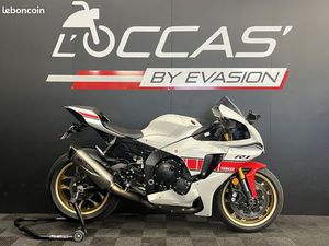 ◊BLACK FRIDAY◊ YAMAHA YZF-R1 WORLD GP 60 TH - À PARTIR DE 301 / MOIS