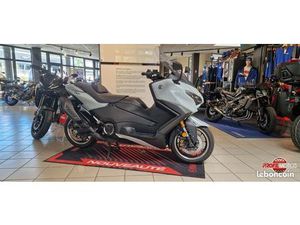 YAMAHA XP T-MAX 560 TECH MAX