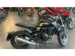 VENDO BRIXTON MOTORCYCLES CROSSFIRE 500 (2021 - 25) USATA A FIRENZE (CODICE 9797515) - MOTO.IT
