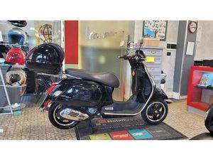 VENDO VESPA GTS 300 SUPER HPE (2021 - 22) USATA A MONCALIERI (CODICE 9797770) - MOTO.IT