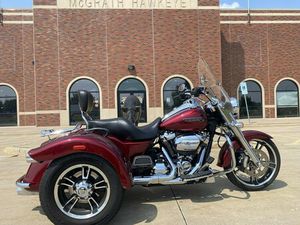 2017 HARLEY-DAVIDSON FLRT - FREEWHEELER