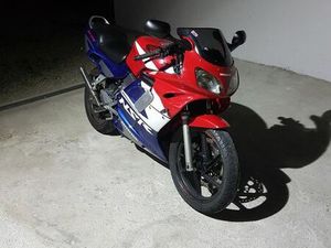 VENDO HONDA NSR 125 21 KW COM MOTOR SUPLENTE E OUTROS PEÇAS DIVERSAS CARRAZEDO DE MONTENEGRO E CURROS
