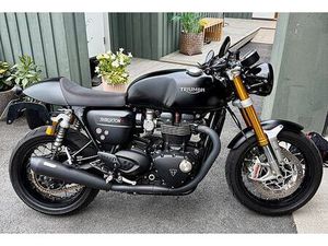 TRIUMPH THRUXTON 1200 R