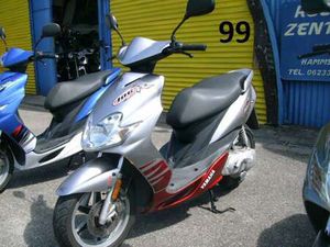 YAMAHA JOG R