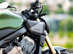 HONDA CB650R E-CLUTCH BRIDEE A2 - 138€/MOIS*