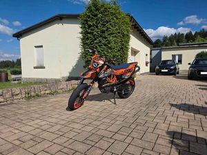 KTM 690 SMC R