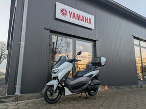 YAMAHA NMAX 125 2023 UNGEFAHRENDE TAGESZUL.