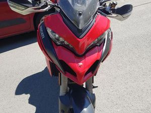 MOTO DUCATI À VENDRE