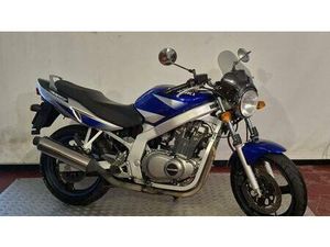 VENDO SUZUKI GS 500 (2001 - 06) USATA A ROSTA (CODICE 9799592) - MOTO.IT
