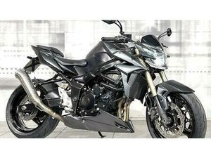 VENDO SUZUKI GSR 750 (2010 - 15) USATA A CASALGRASSO (CODICE 9799290) - MOTO.IT