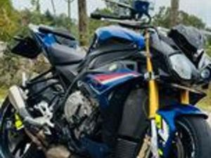 BMW S1000R HP SAN MARINO BLUE