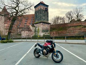 HONDA CB650R MIT QUICKSHIFTER
