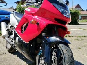 YAMAHA YZF 600 THUNDERCAT