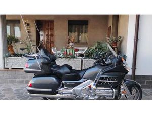 VENDO HONDA GL 1800 GOLD WING (2000 - 05) USATA A CESENA (CODICE 9800418) - MOTO.IT