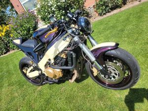 HONDA CBR 900 RR SC28