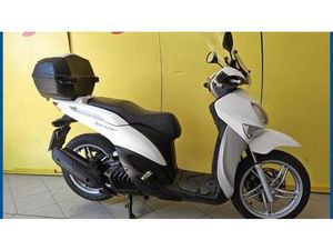 VENDO YAMAHA XENTER 150 (2011 - 14) USATA A VIAREGGIO (CODICE 9800576) - MOTO.IT