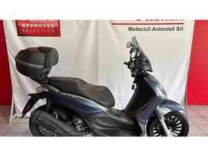 VENDO PIAGGIO BEVERLY 300 I.E. ABS-ASR (2016 - 20) USATA A CUREGGIO (CODICE 9800526) - MOTO.IT