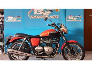 VENDO TRIUMPH BONNEVILLE SE (2009 - 13) USATA A MEDE (CODICE 9800352) - MOTO.IT