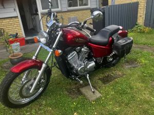 HONDA SHADOW 600 CC