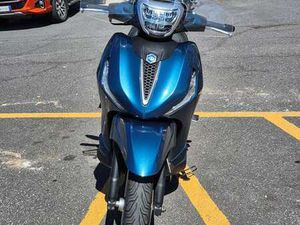 PIAGGIO BEVERLY 300 HPE BLU/AZZURRO