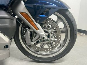 2019 HONDA® GOLD WING TOUR DCT