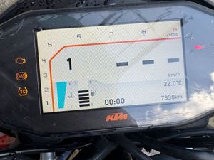 KTM 690 DUKE