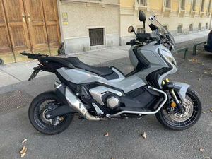 HONDA X-ADV TRAVEL EDITION